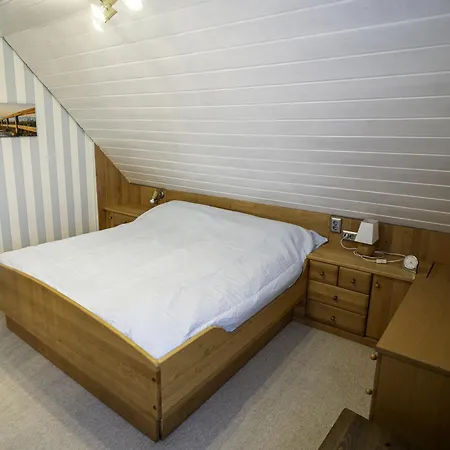Haus Leysand - Ostfriesische Gemuetlichkeit Holiday home Krummhoern